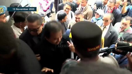 Detik-Detik Roy-Rismon Masuk Polda Metro Diperiksa Jadi Tersangka, Pengacara Berebut Masuk!