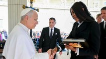 Naomi Campbell morigerata per l’incontro con Papa Leone XIV