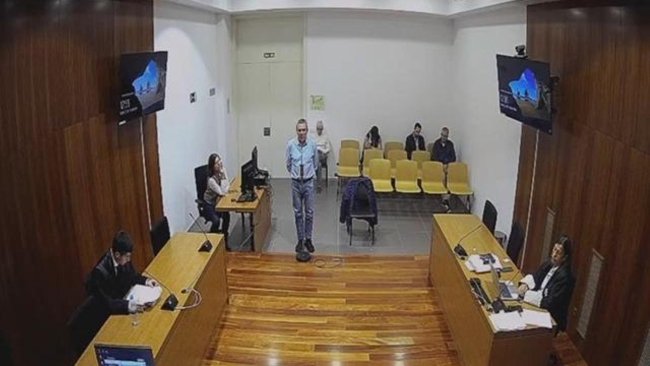 Un expresidente comarcal del PSOE de Aragón acusa a Pilar Alegría de ofrecerle 60.000 euros a cambio de retirar una denuncia contra Bolaños.