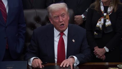 MOMENT: Trump signs bill to end government shutdown