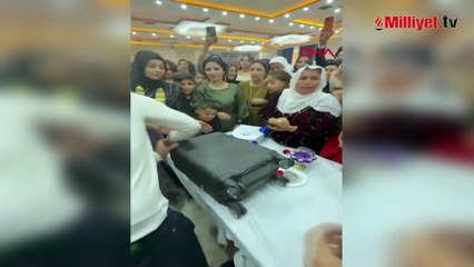 Görülmemiş düğün! Gelin ve damada paradan yelek, dolarlı taç takıldı