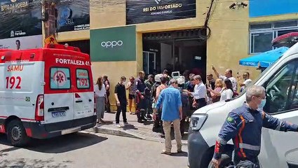 Pacientes são retirados do hospital César Cals após incêndio
