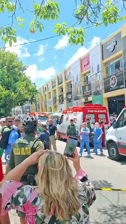 Profissionais do Samu são aplaudidos após resgate de bebês no Hospital César Cals