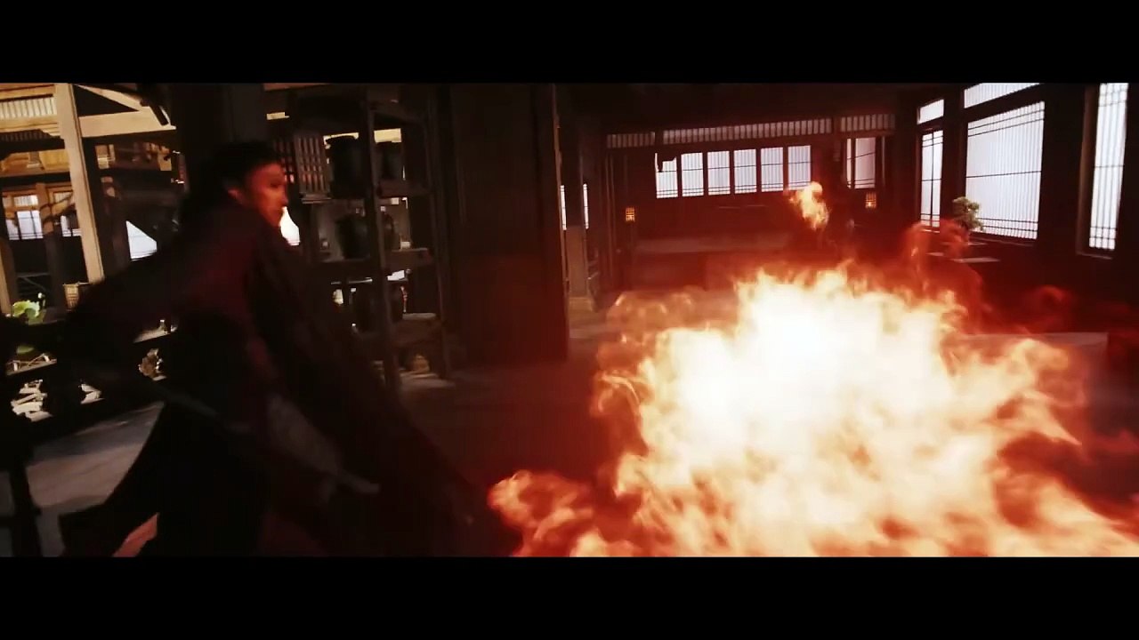 In Sakra muss sich Action-Legende Donnie Yen mit Horden von Gegner anlegen