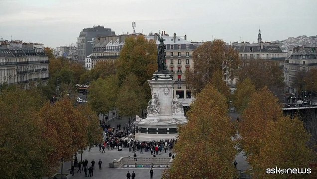 Bataclan, compare premio Oscar Dujardin a commemorazione vittime