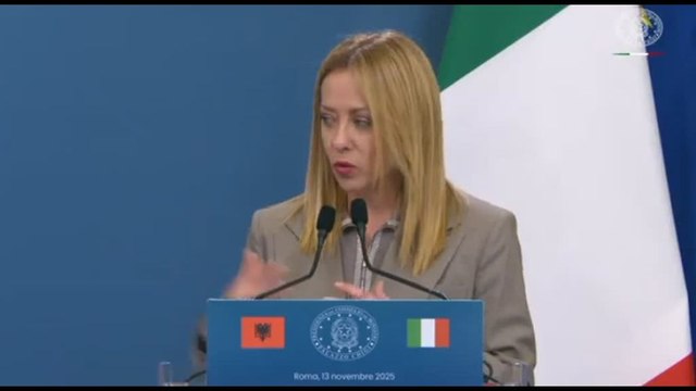 Centri in Albania, Meloni: lavorano per bloccarli ma andiamo avanti