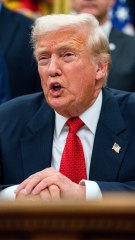 Donald Trump firma el acuerdo que pone fin al cierre del Gobierno