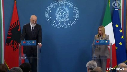 Centri in Albania, Meloni: lavorano per bloccarli ma andiamo avanti