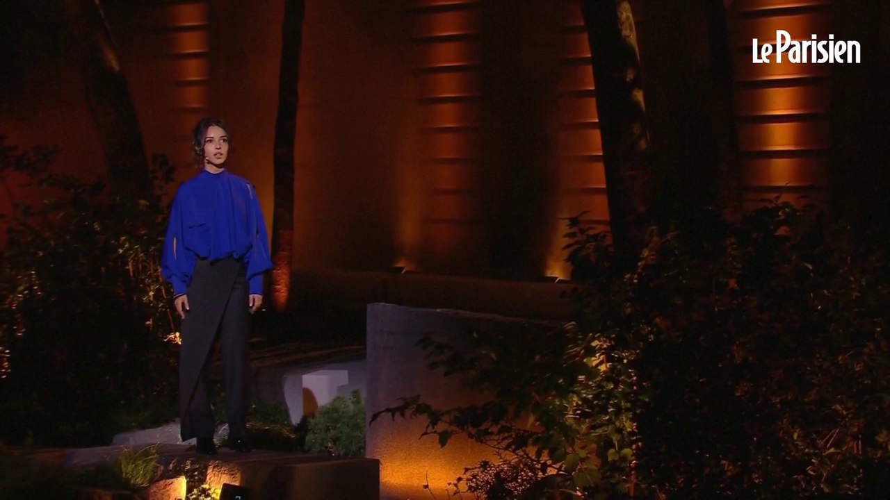 13 Novembre : « Comment vous pardonner », Lyna Khoudri récite un texte de Charlotte Delbo à la cérémonie d’hommage