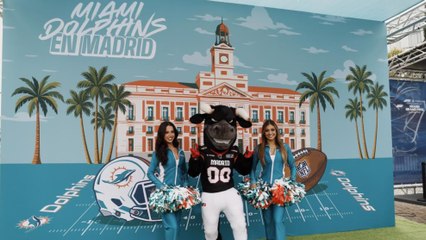 ¡Los Miami Dolphins conquistan Plaza España! 🏈