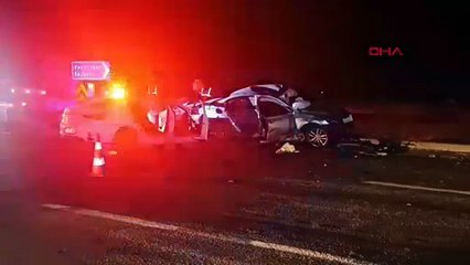 Niğde'de iki otomobil çarpıştı: 3 ölü, 6 yaralı