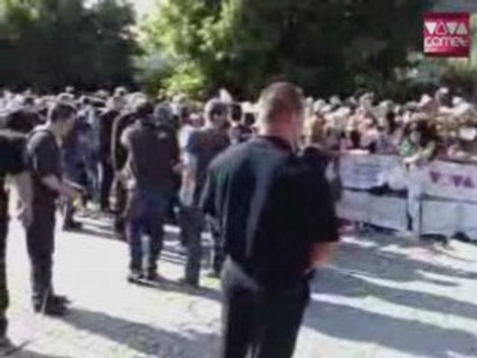 Tokio Hotel-08.05.23-Comet-TH Arrive