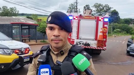 Em direção à ocorrência, viatura bate contra Corolla que “furou preferencial”, segundo PM