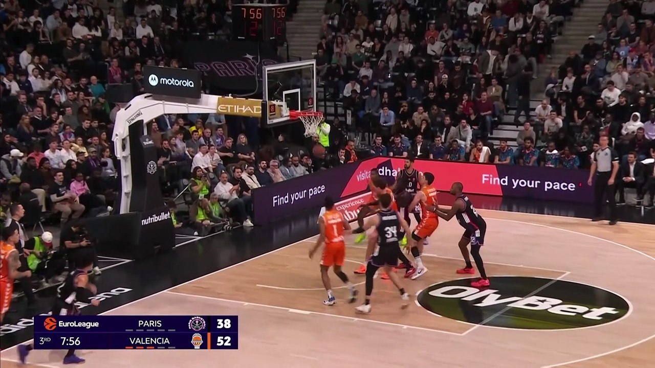 Les 17 points de Nadir Hifi contre Valence - Basket - Euroligue (H) - Paris Basketball