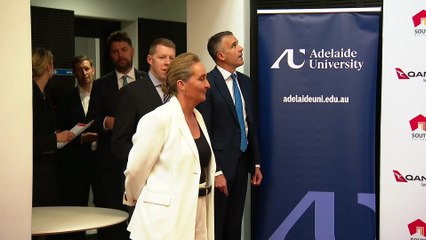 New Qantas innovation centre announced in deal with SA government