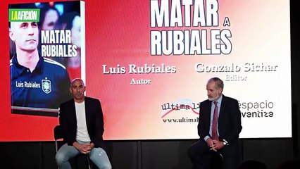 Luis Rubiales, ex presidente de la RFEF, atacado por su tío durante la presentación de su libro