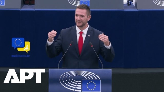 “Flush With Cash?” MEPs Blast Ukraine’s ‘Golden Toilet’ Scandal, Turn on von der Leyen & Zelensky