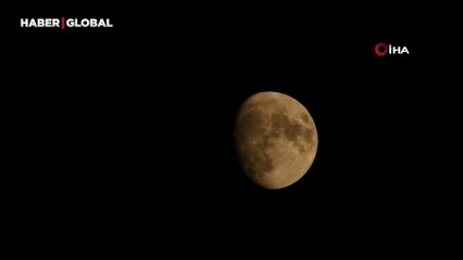 Bitlis'te "Şişkin Ay" manzarası büyüledi