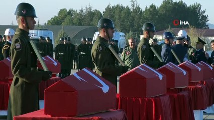 Gürcistan’daki Uçak Kazasında Şehit Olan 20 Asker İçin Tören Düzenlendi