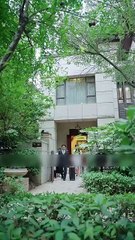 Kind girl saved hunted poor boy, made him marry into her family—he was CEO who loved her for years!