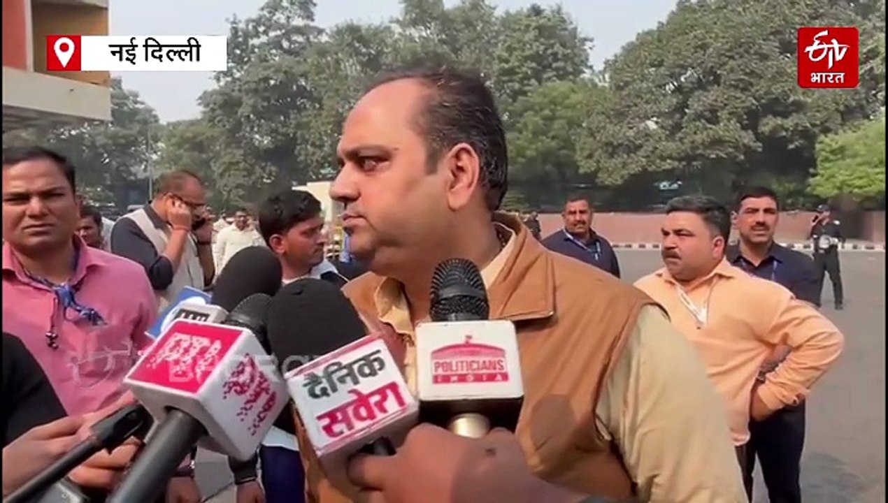 DTC के पास खुद की सिर्फ 149 बसें बचीं, यात्री ह...