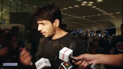 Seems like someone’s got a soft spot for watching Katrina on screen, and honestly, who doesn’t? 😩❤️  #glamsham #sidharhtmalhotra #katrinakaif #celebtalk #filmmoment  glamsham, sidharth malhotra, katrina kaif, celeb talk, film moment