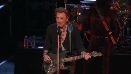 Johnny Hallyday – Gala “Vaincre le Cancer” à l’Opéra Garnier (10 juillet 2016)