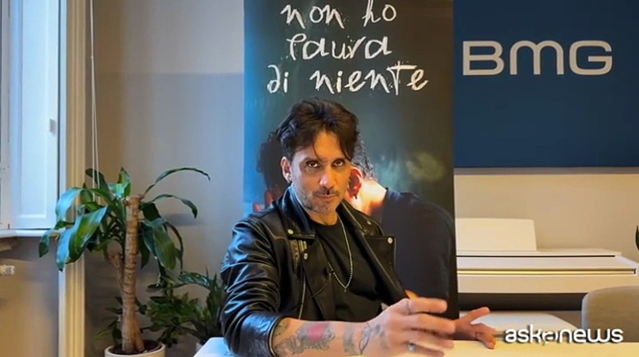 "Non ho paura di niente", Fabrizio Moro racconta il nuovo album e 25 anni di carriera: «Vivo alla giornata»