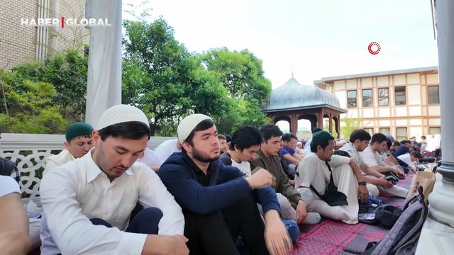 Japonya’da Kurban Bayramı namazı, yoğun katılım nedeniyle 3 kez kılındı