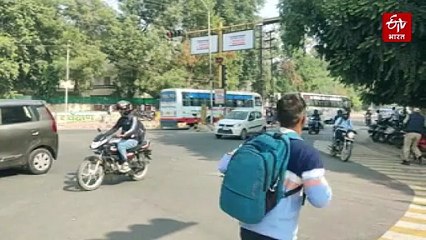 युवाओं पर भारी पड़ रही लापरवाही, हेलमेट नहीं पहनने से बढ़ रही मौतें, अलवर में एक साल में गई 64 युवाओं की जान