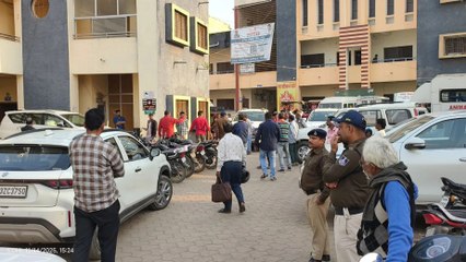 नगर पालिका के परिषद की बैठक में हंगामा, उपाध्यक्ष व पार्षद के बीच ठनी