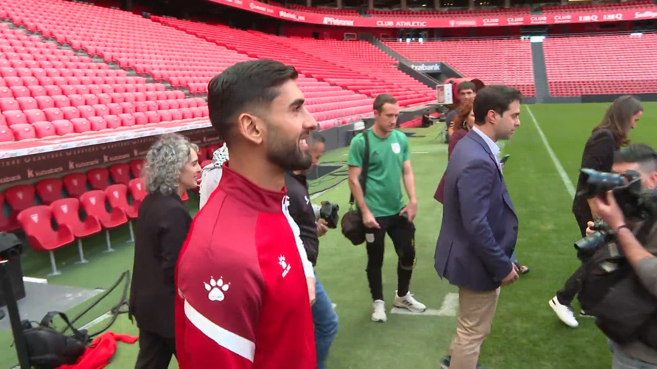 La emoción de la Selección Palestina en San Mamés ante del partido contra Euskadi