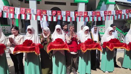 Sadakataşı Vietnam’da cami ve okul açılışı gerçekleştirdi