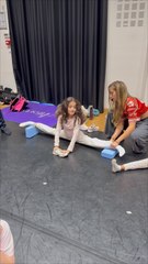 Le top 5 des étirements que je fais à mes élèves ! Objectif: Grand écart 😎