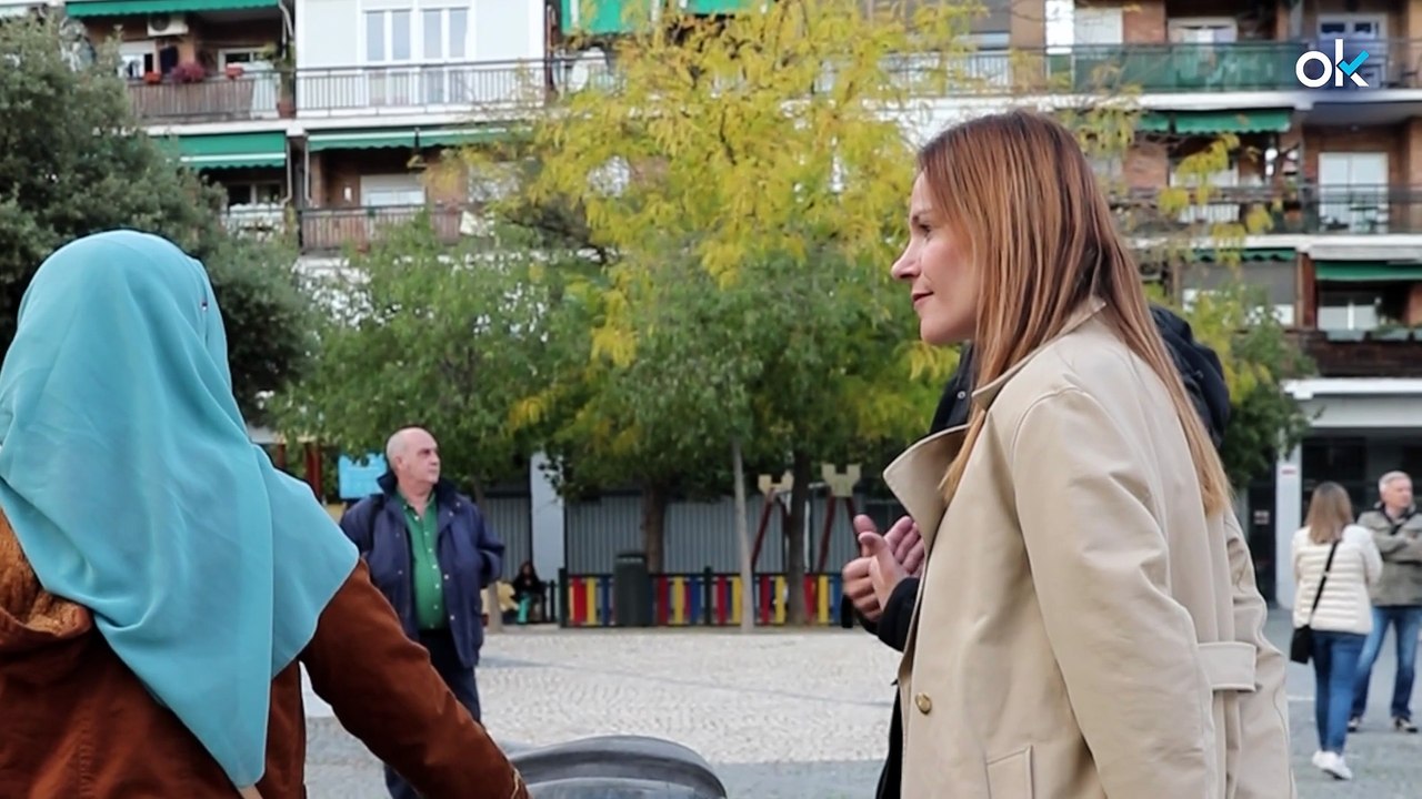 Cake | Una mujer con niqab en Lavapiés: "Vamos cubiertas para que otros hombres no puedan ver nuestro cabello"