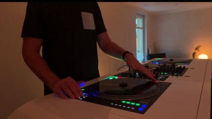 Minimal _ Deep Tech Session