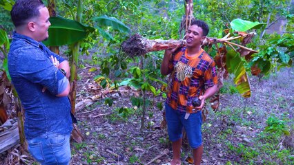 Le da verg enza su casa    cortometraje    LA SOCIA 15