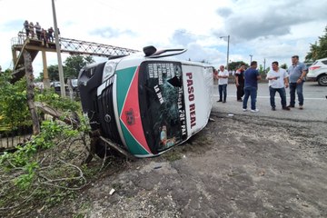 Accidente automovilístico en carretera federal de Villahermosa, Tabasco, deja 9 lesionados | VIDEO