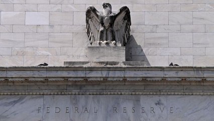 Tech Stocks Ping Pong on Mixed Economic Signals