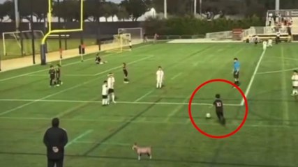 Ciro Messi segue le orme del papà: che punizione sotto al sette!