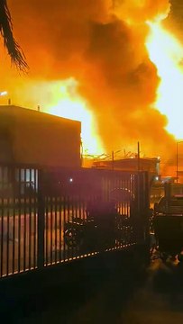 Impactante explosión en una plantas de agroquímicos en Carlos Spegazzini II