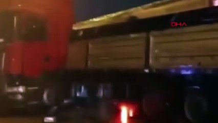 Sağanak yağış zincirleme kaza getirdi: Çok sayıda yaralı var