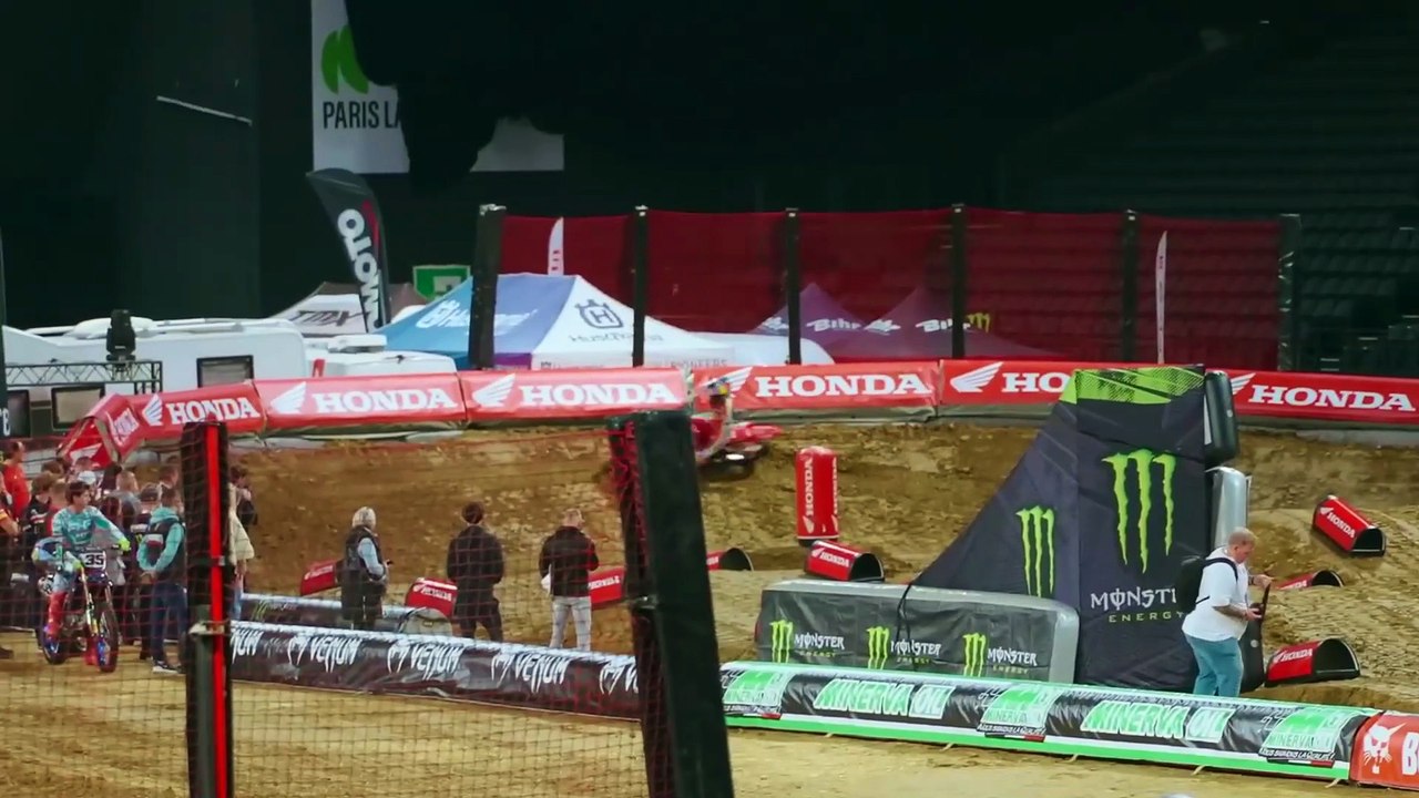 2025 PARIS SUPERCROSS | Paris La Défense Arena | First Laps