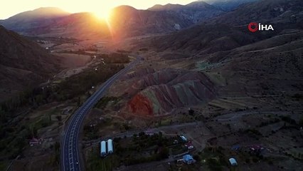 45 milyon yılda oluştu: Doğanın renkli yüzü ’Gökkuşağı tepeleri’