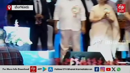 ಡಿಕೆ ಶಿವಕುಮಾರ್ ಅವರ 'ನೀರಿನ ಹೆಜ್ಜೆ' ಬಿಡುಗಡೆ: ನೀರಾವರಿ ಯೋಜನೆಗಳಿಗೆ ಕೇಂದ್ರ ಸಹಕರಿಸುತ್ತಿಲ್ಲ ಎಂದ ಡಿಸಿಎಂ