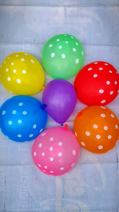 Learning Colourful Water Balloons Popping Reverses Satisfying