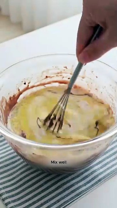 Crepe Cake Roll with Crispy Chocolate Coating 🍫   Tree Stump Dessert Look
