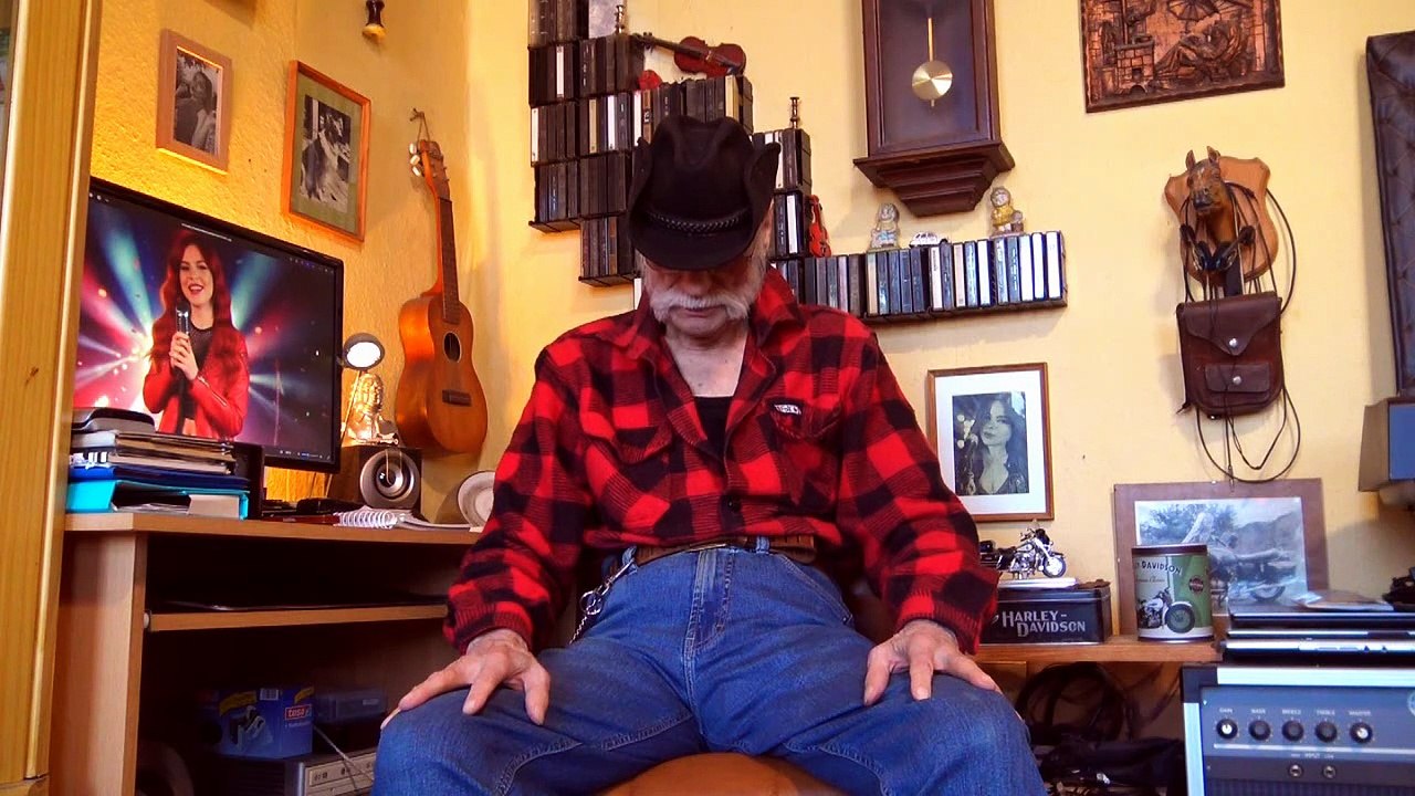 7653  Samstag    Auftakt neues Outfit