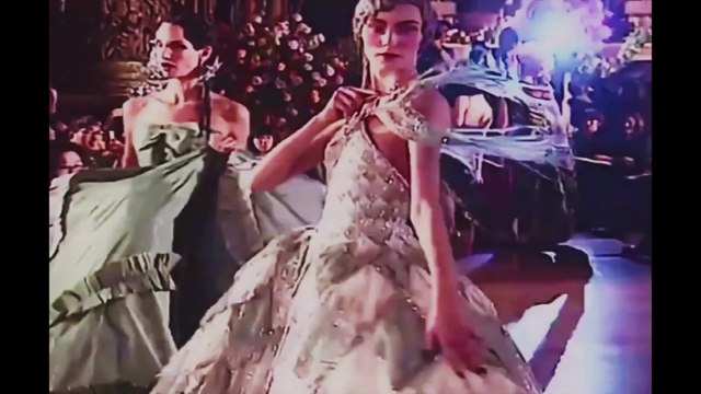 CHRISTIAN DIOR Haute Couture Spring/Summer 1998