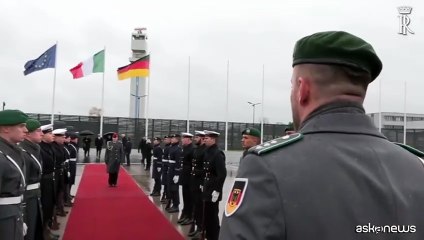 Mattarella atterrato a Berlino per il "Premio dei presidenti"